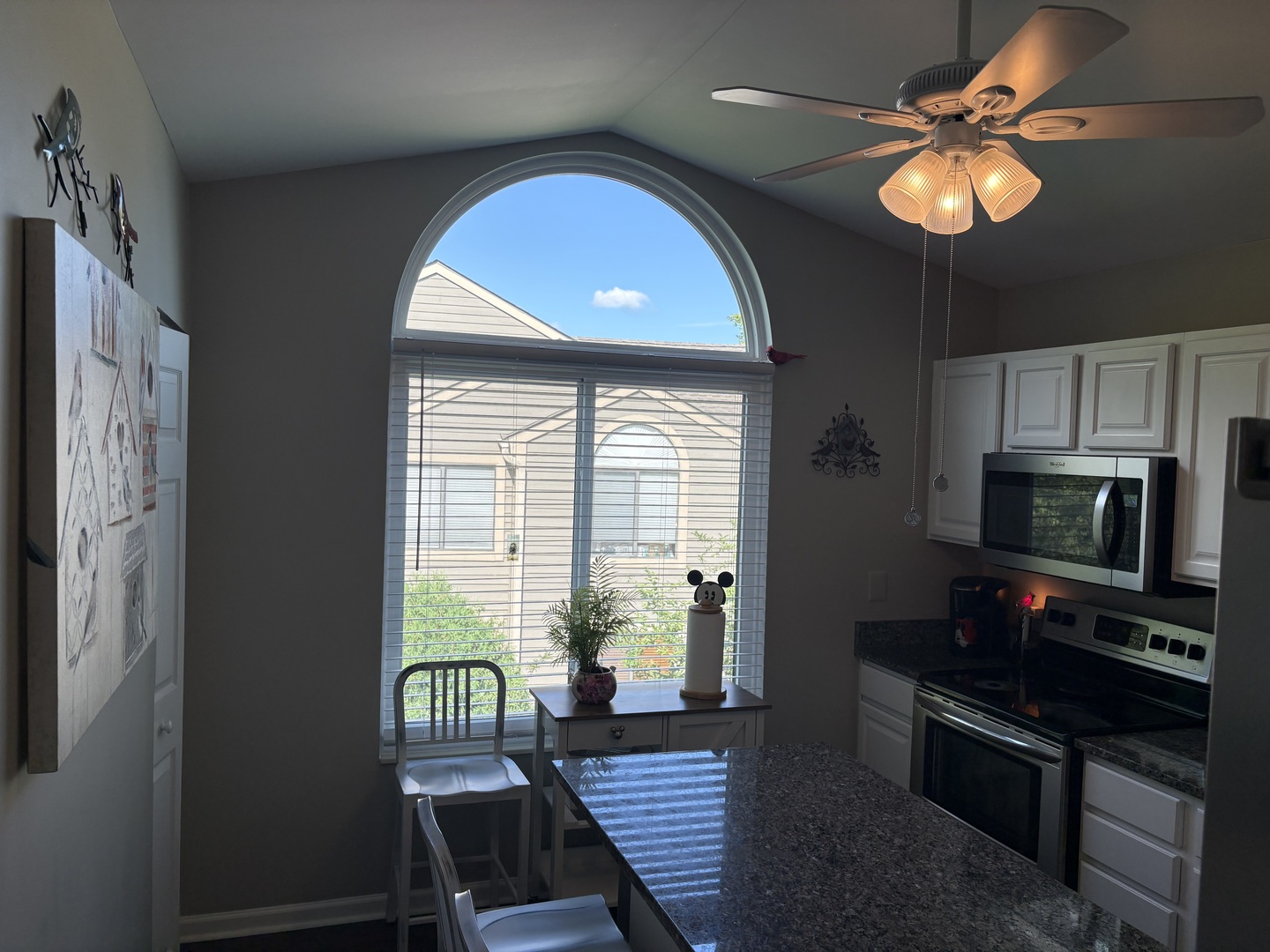 414 White Oak Lane