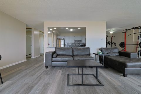 Tiny photo for 8809 W Golf Road #11D, Niles, IL 60714 (MLS # 12631073)