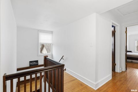 Tiny photo for 2911 21ST Avenue, Rock Island, IL 61201 (MLS # QC4269848)