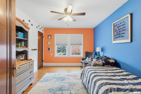 Tiny photo for 2911 21ST Avenue, Rock Island, IL 61201 (MLS # QC4269848)