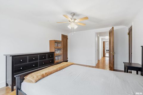 Tiny photo for 2911 21ST Avenue, Rock Island, IL 61201 (MLS # QC4269848)