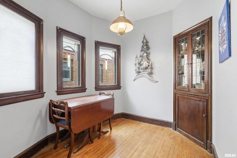 Tiny photo for 2911 21ST Avenue, Rock Island, IL 61201 (MLS # QC4269848)