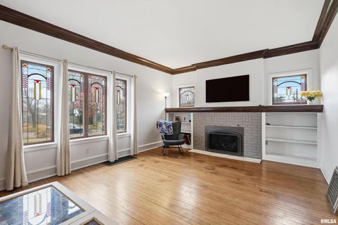 Tiny photo for 2911 21ST Avenue, Rock Island, IL 61201 (MLS # QC4269848)