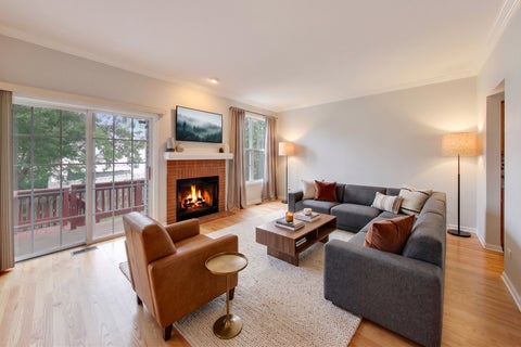 Tiny photo for 60 W 20th Street, Lombard, IL 60148 (MLS # 12728159)