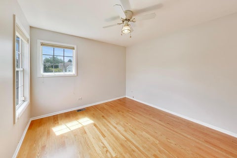 Tiny photo for 60 W 20th Street, Lombard, IL 60148 (MLS # 12728159)