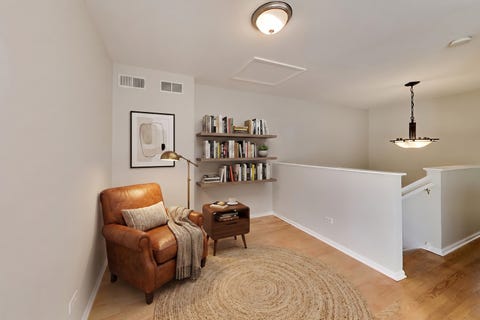 Tiny photo for 60 W 20th Street, Lombard, IL 60148 (MLS # 12728159)