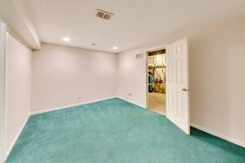 Tiny photo for 60 W 20th Street, Lombard, IL 60148 (MLS # 12728159)