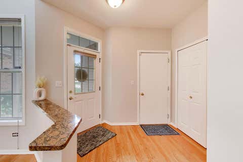 Tiny photo for 60 W 20th Street, Lombard, IL 60148 (MLS # 12728159)