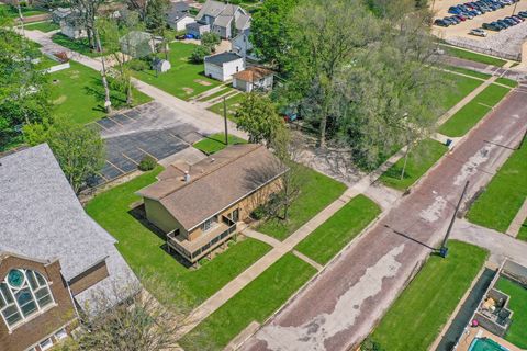 Tiny photo for 312 E 5th Street, Minonk, IL 61760 (MLS # 12623836)