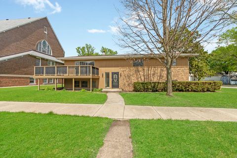 Tiny photo for 312 E 5th Street, Minonk, IL 61760 (MLS # 12623836)
