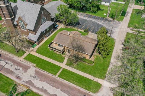 Tiny photo for 312 E 5th Street, Minonk, IL 61760 (MLS # 12623836)
