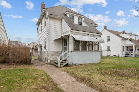 Tiny photo for 209 S Thornwood Avenue, Davenport, IA 52802 (MLS # 12604841)
