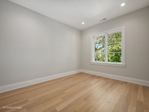 Tiny photo for 1917 Washington Avenue, Wilmette, IL 60091 (MLS # 12505826)