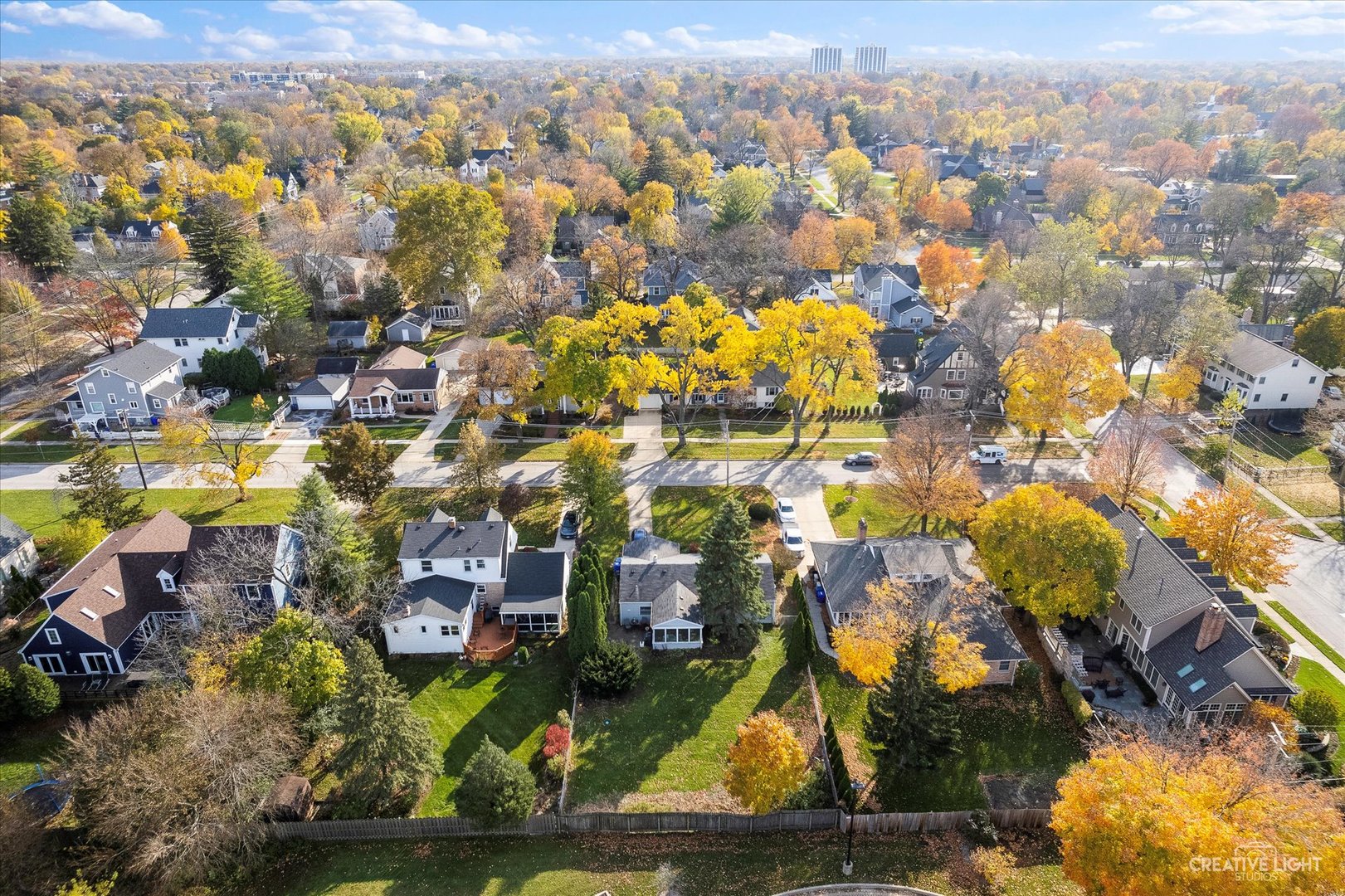 325 W Prairie Avenue