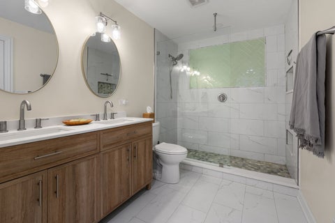 Tiny photo for 504 LOIS Court, Mount Prospect, IL 60056 (MLS # 12686673)