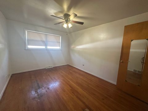 Tiny photo for 930 E 161 Place, South Holland, IL 60473 (MLS # 12389588)