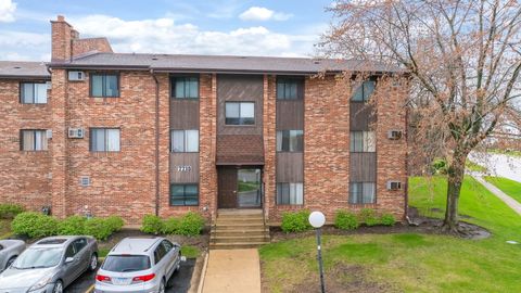 7715 Woodward Avenue Woodridge IL 60517