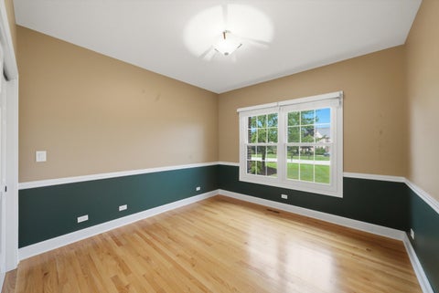 Tiny photo for 955 Livingston Lane, Inverness, IL 60010 (MLS # 12777640)