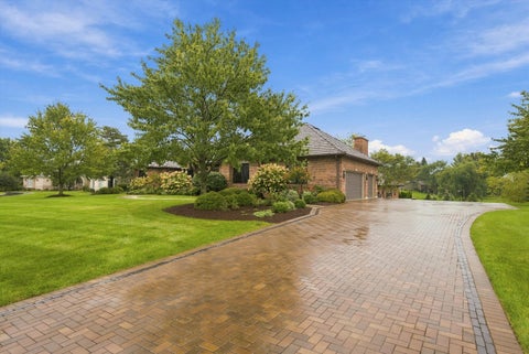 Tiny photo for 955 Livingston Lane, Inverness, IL 60010 (MLS # 12777640)