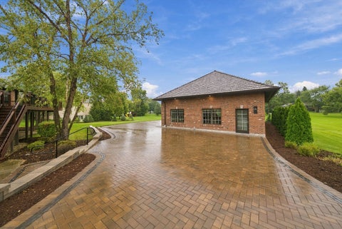 Tiny photo for 955 Livingston Lane, Inverness, IL 60010 (MLS # 12777640)