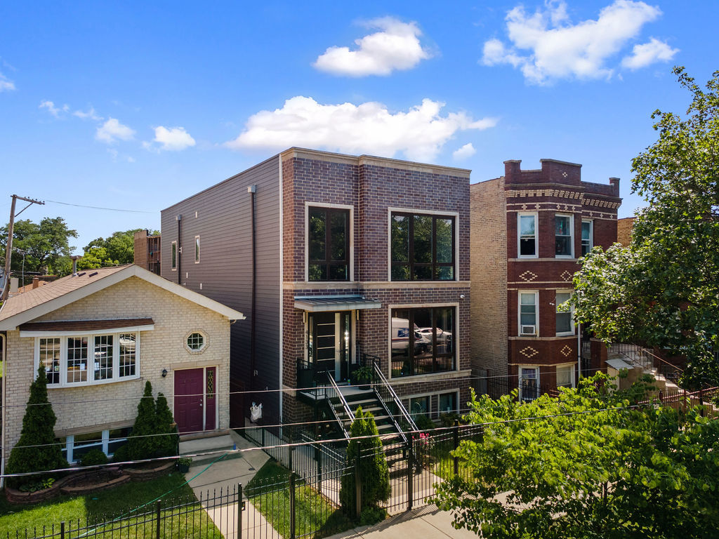 4133 W Hirsch Street