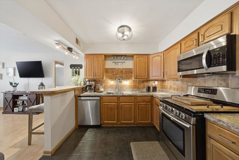 Tiny photo for 10437 Natoma Avenue #11, Chicago Ridge, IL 60415 (MLS # 12623994)