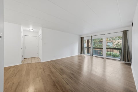 Tiny photo for 7505 175th Street #124, Tinley Park, IL 60477 (MLS # 12766843)