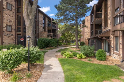 Tiny photo for 7505 175th Street #124, Tinley Park, IL 60477 (MLS # 12766843)