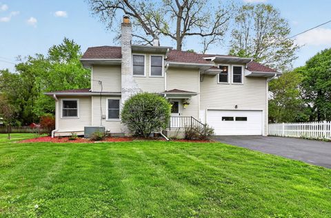 Photo of 32W183 Glos Street, Wayne, IL 60184 (MLS # 12635280)