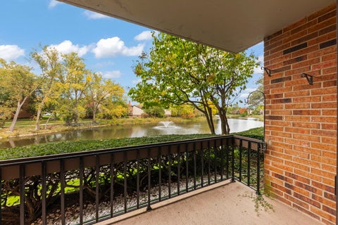 Tiny photo for 201 Lake Hinsdale Drive #111, Willowbrook, IL 60527 (MLS # 12784916)