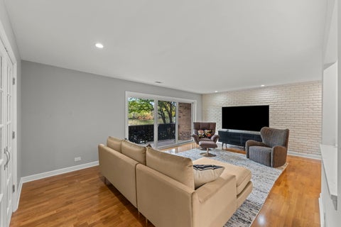 Tiny photo for 201 Lake Hinsdale Drive #111, Willowbrook, IL 60527 (MLS # 12784916)