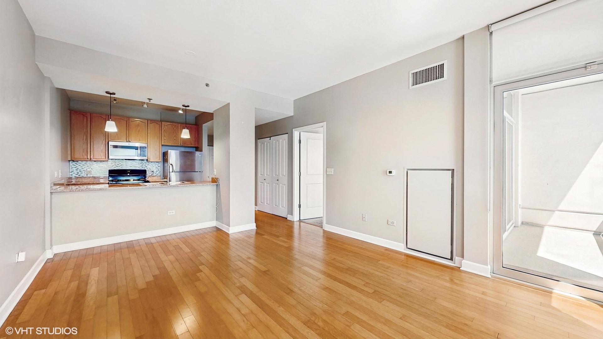 1400 S Michigan Avenue 2101