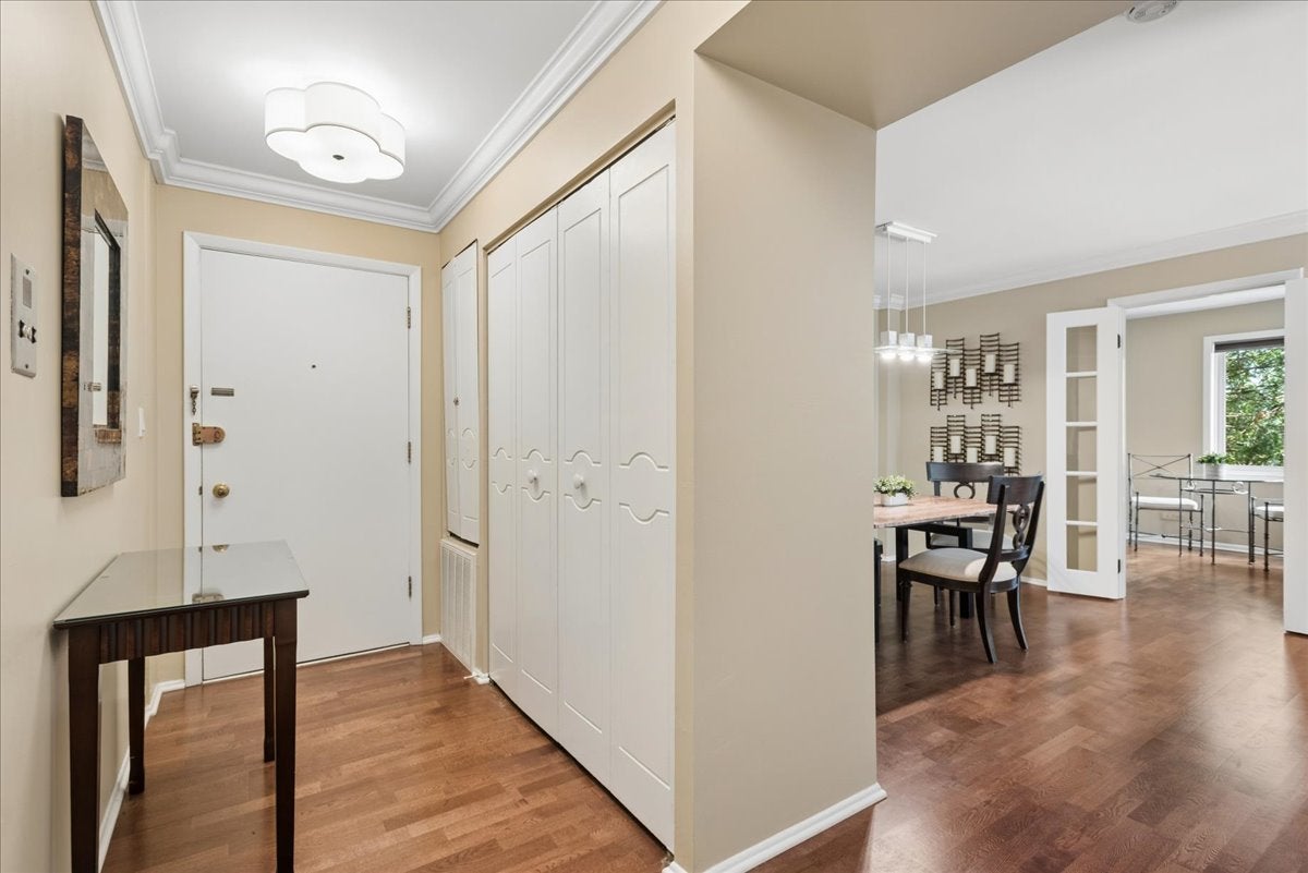 2046 Saint Johns Avenue 3H