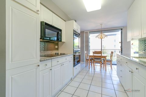 Tiny photo for 1633 2nd Street #302, Highland Park, IL 60035 (MLS # 12483607)