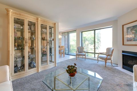 Tiny photo for 1633 2nd Street #302, Highland Park, IL 60035 (MLS # 12483607)