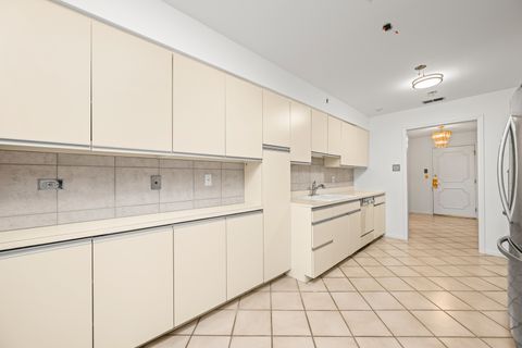 Tiny photo for 1125 Lake Cook Road #209, Northbrook, IL 60062 (MLS # 12532214)