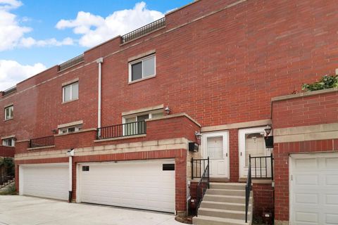 Tiny photo for 4549 N central Avenue #8, Chicago, IL 60630 (MLS # 12586709)