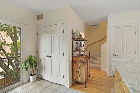 Tiny photo for 4549 N central Avenue #8, Chicago, IL 60630 (MLS # 12586709)