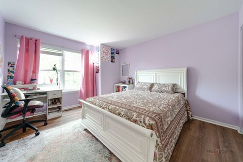 Tiny photo for 422 Shadow Creek Drive, Vernon Hills, IL 60061 (MLS # 12472074)