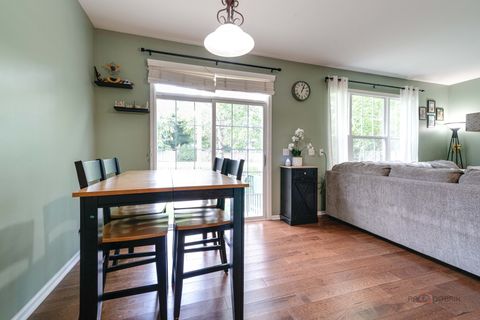 Tiny photo for 422 Shadow Creek Drive, Vernon Hills, IL 60061 (MLS # 12472074)