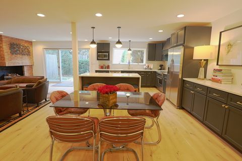 Tiny photo for 1719 Wildberry Drive #B, Glenview, IL 60025 (MLS # 12519987)