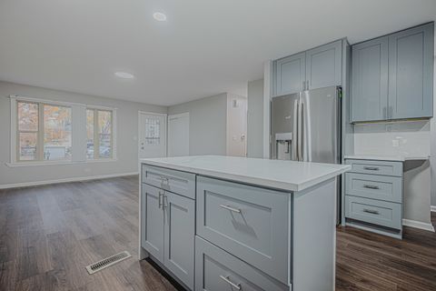 Tiny photo for 9N621 Flora Drive, Elgin, IL 60123 (MLS # 12520908)