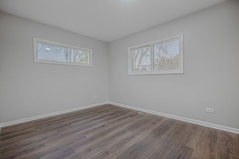 Tiny photo for 9N621 Flora Drive, Elgin, IL 60123 (MLS # 12520908)