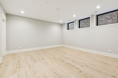 Tiny photo for 3719 N Magnolia Avenue, Chicago, IL 60613 (MLS # 12343450)