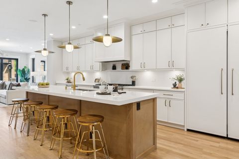 Tiny photo for 3719 N Magnolia Avenue, Chicago, IL 60613 (MLS # 12343450)