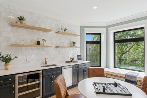 Tiny photo for 3719 N Magnolia Avenue, Chicago, IL 60613 (MLS # 12343450)