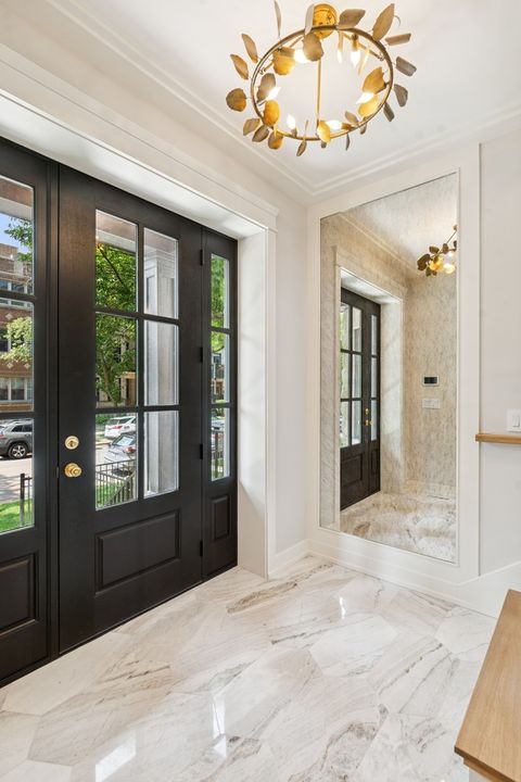 Tiny photo for 3719 N Magnolia Avenue, Chicago, IL 60613 (MLS # 12343450)