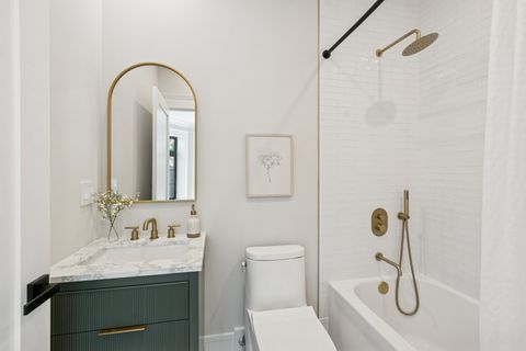 Tiny photo for 3719 N Magnolia Avenue, Chicago, IL 60613 (MLS # 12343450)