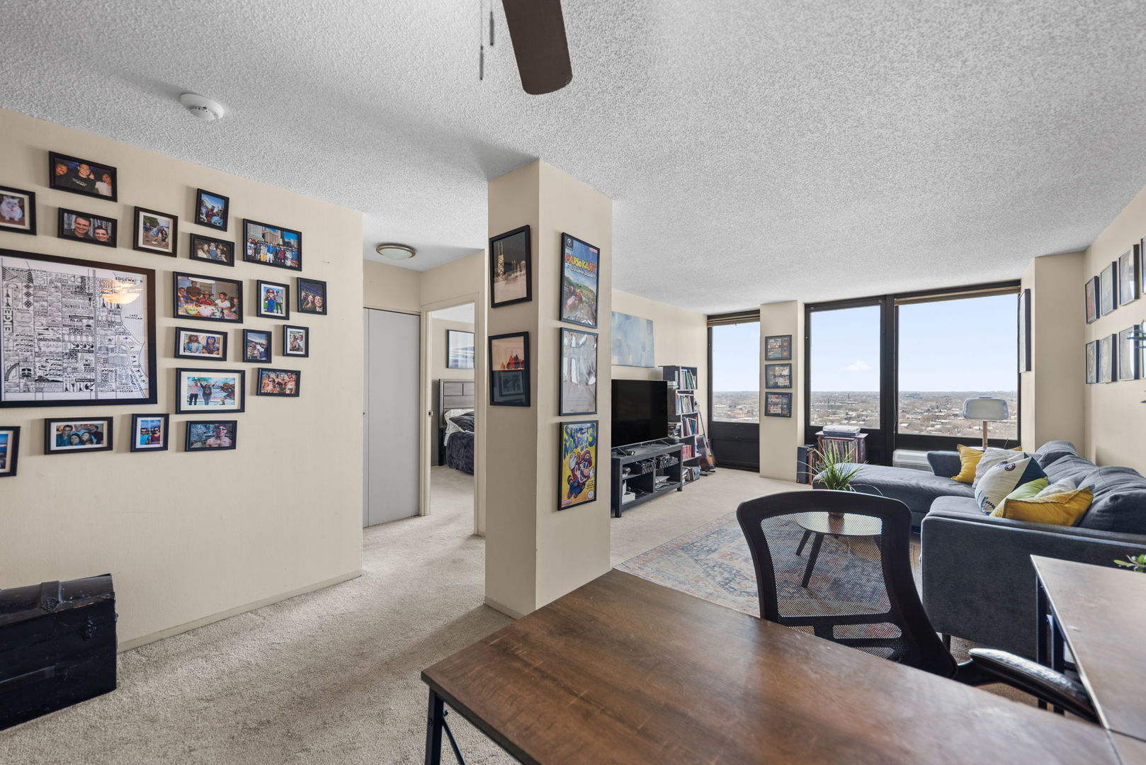 5320 N Sheridan Road 2201