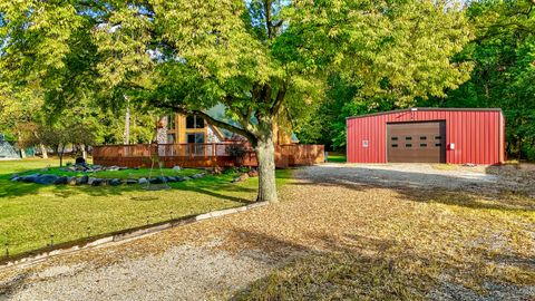 Tiny photo for 1522 E State Route 71, Ottawa, IL 61350 (MLS # 12478021)